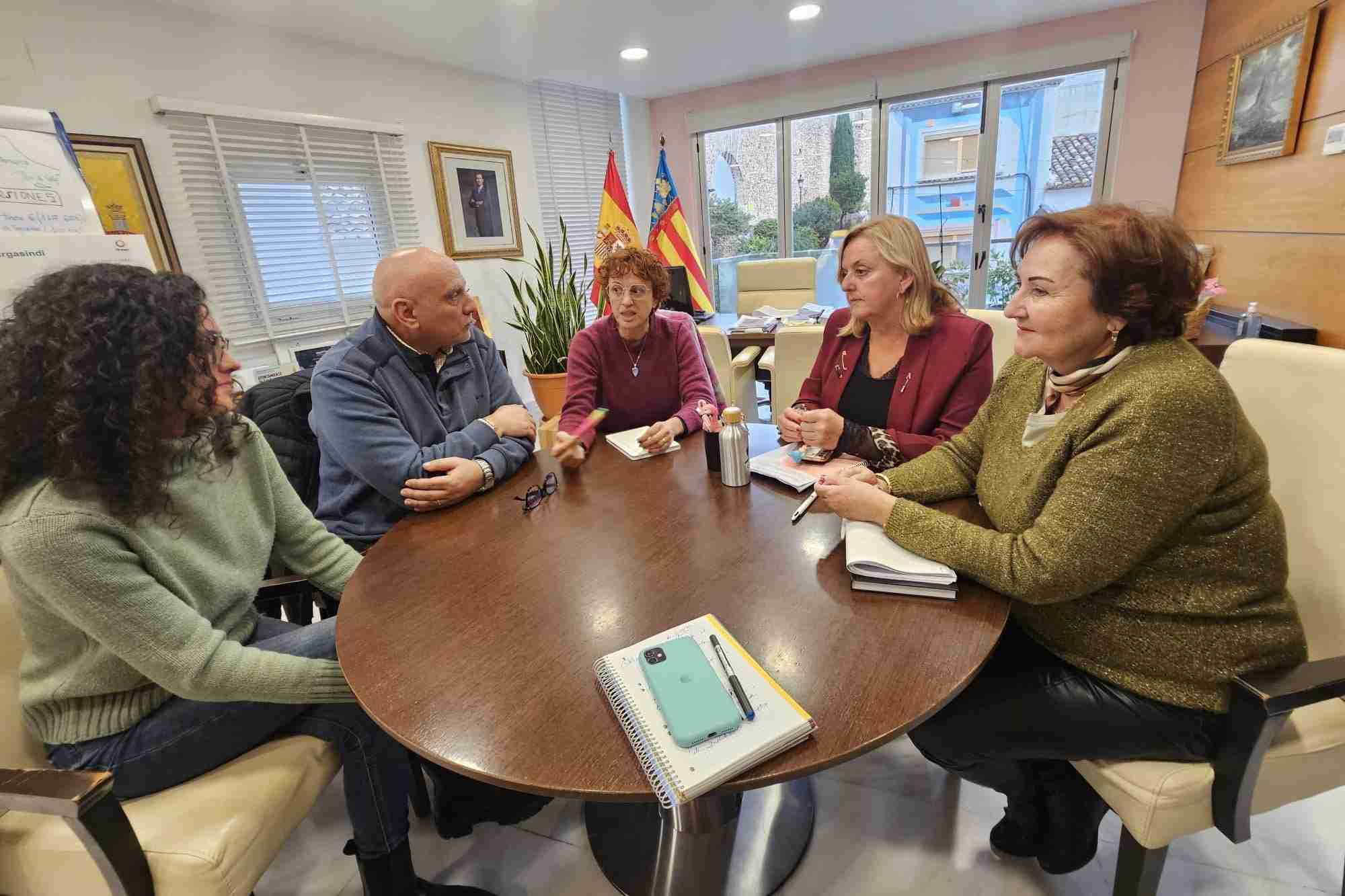 reunión calpe cepaim inmigrantes